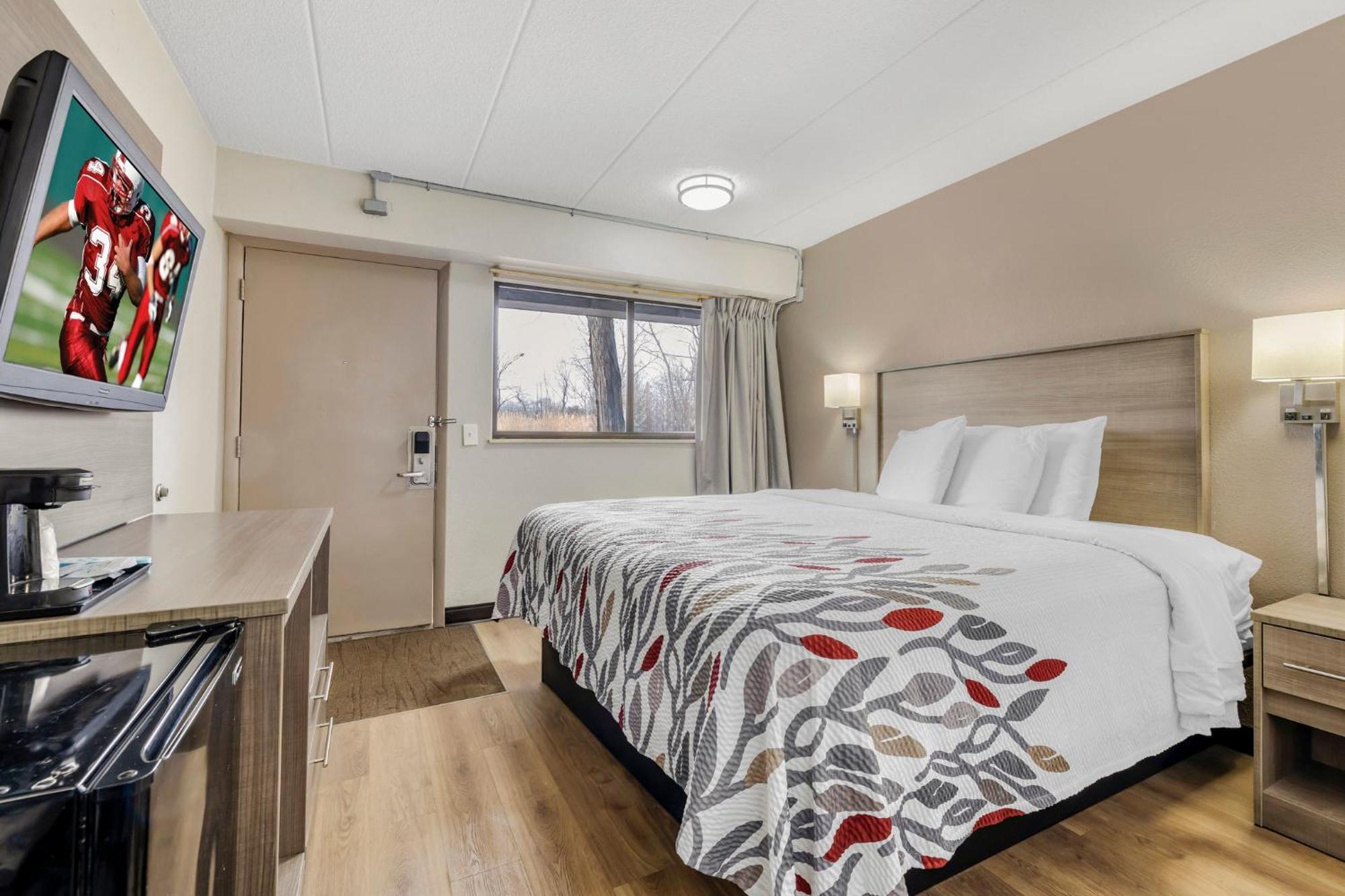 Red Roof Inn Parsippany Bagian luar foto