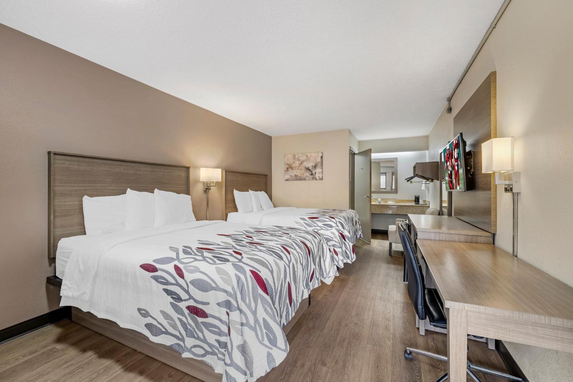 Red Roof Inn Parsippany Bagian luar foto