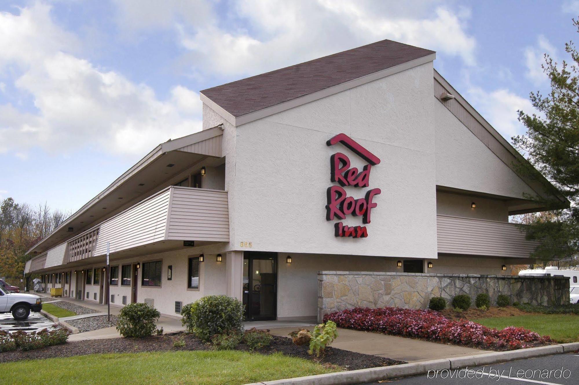 Red Roof Inn Parsippany Bagian luar foto